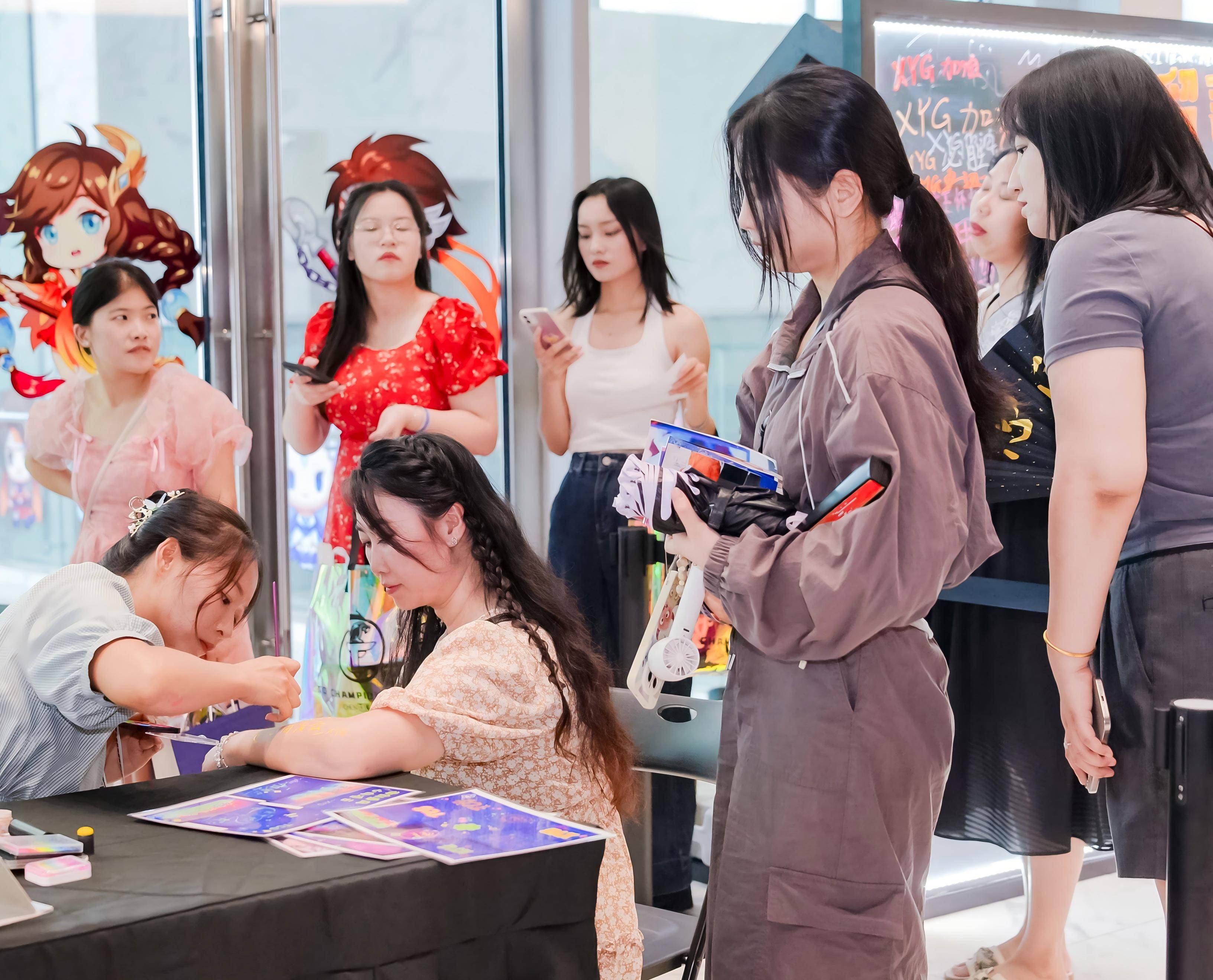 对决中, 符号巧妙结