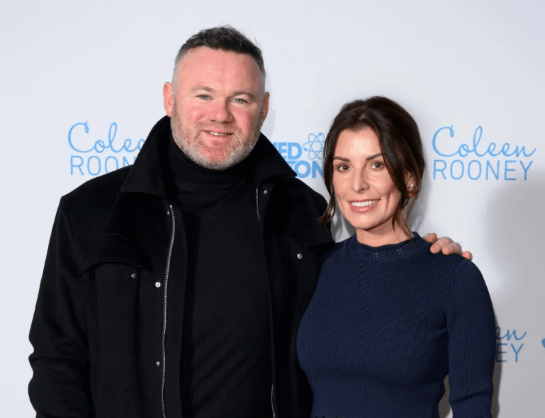 爬出窗户才 爬出窗户才